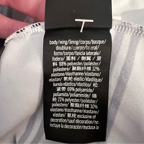 Victoria’s Secret PINK Ultimate Logo Strap Striped Sports Crop Bra - Picture 8 of 9